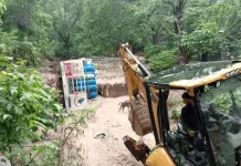 Alerta por la tormenta tropical John en Coahuayana, Michoac&aacute;n