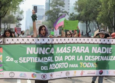 28-S | Colectivas piden más presupuesto en favor de las mujeres