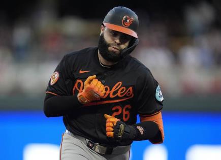 Emmanuel Rivera destaca en victoria de Orioles sobre Mellizos