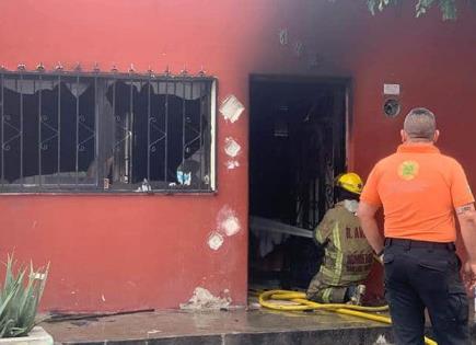 Veladora provoca incendio en casa de la Col. Popular