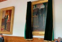 AMLO devela retrato en óleo en Palacio Nacional