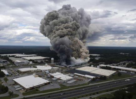 Emergencia por incendio en planta química de Conyers, Georgia