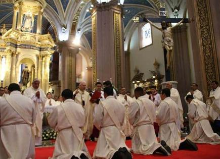 Ordena el arzobispo a seis sacerdotes