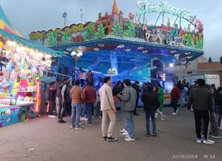 Nueve lesionados tras la caída de un juego mecánico en Feria de Pachuca