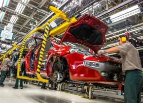 Producción automotriz resiste aranceles de EU