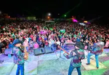 Pozos, sin servicios pero con pachanga Pozos, sin servicios pero con pachanga