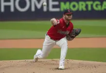Exclusión de Ben Lively en Serie Divisional de Cleveland