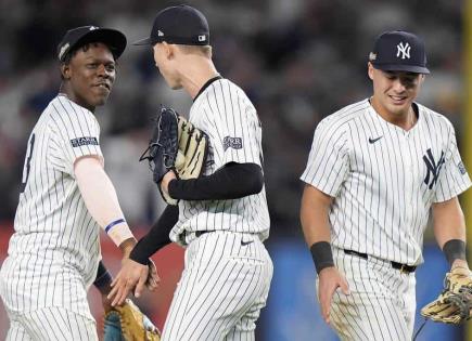 Triunfo de los Yankees sobre los Reales en la Serie Divisional