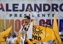 Asesinan al Alcalde de Chilpancingo, hallan su cabeza en una camioneta Asesinan al Alcalde de Chilpancingo, hallan su cabeza en una camioneta