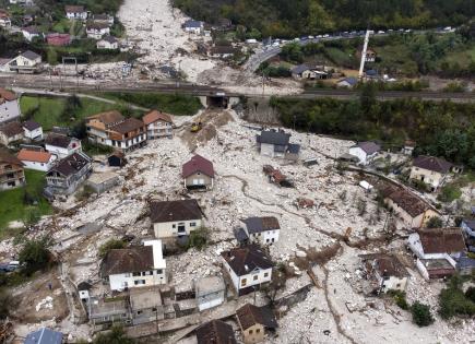 Ayuda internacional en Bosnia tras desastres naturales