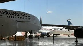 Aerom&eacute;xico eval&uacute;a reanudar vuelos a Venezuela
