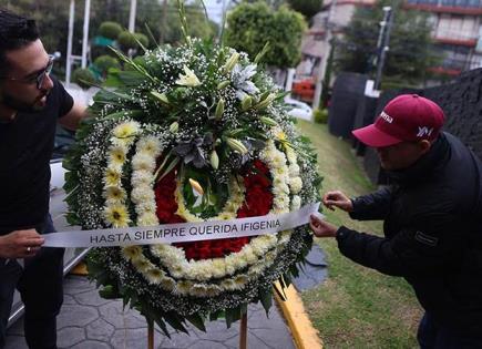 Despedida de Ifigenia Martínez: Funeral y Homenaje