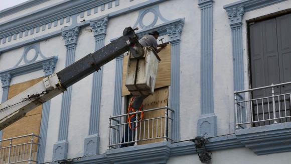 Impacto inminente de Huracán Milton en México