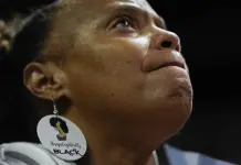 Encuesta: Votantes afroamericanos apoyan m&aacute;s a Harris, pero no est&aacute;n seguros de que cambiar&aacute; las cosas