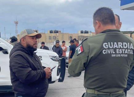 Tres taxistas detenidos por bloqueo en Distribuidor Juárez