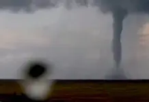 Hurac&aacute;n Milton genera tornados en Florida