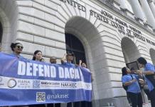Lucha por protecci&oacute;n de inmigrantes en tribunal federal