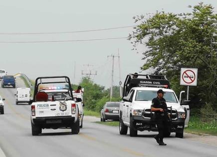 Atacan a balazos a una pareja en libramiento Valles-Tamuín