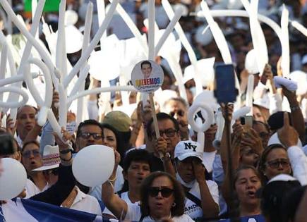 Marchan por la paz en la capital guerrerense