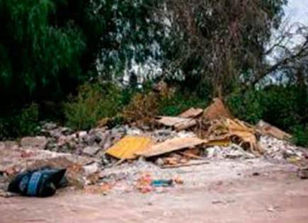 Caminos vecinales  son unos basureros clandestinos