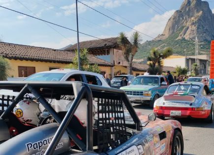 Historia de la Carrera Panamericana en Peña de Bernal