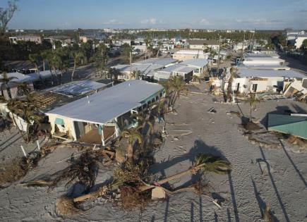 Ayuda de 2 mil millones para recuperación tras Huracanes en EEUU