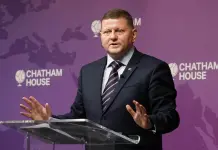 Ex comandante en jefe de Ucrania expresa apoyo al plan de victoria de Zelenskyy