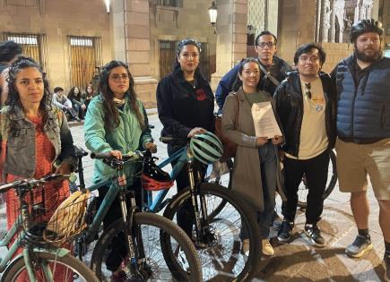 Extienden colectivos de ciclistas sus peticiones al Ayuntamiento para ciclovías