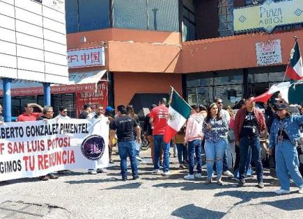 Se manifiestan trabajadores de juzgados penales federales (video)