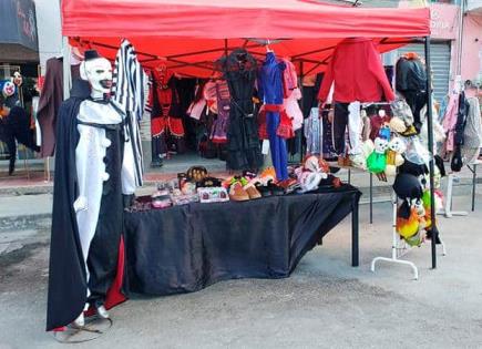 Comercios ofertan los artículos de Halloween