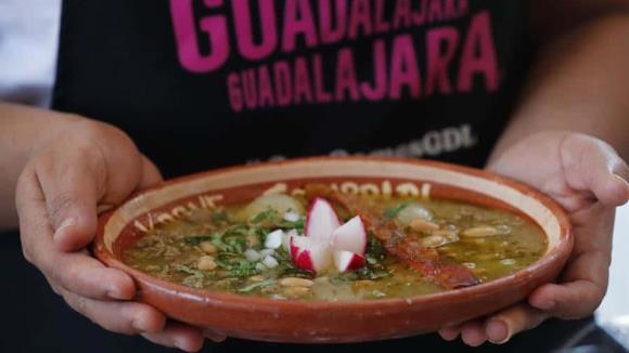 Gastronomía tapatía: carne en su jugo