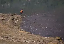 Bosnia empieza a despejar escombros tras devastadoras inundaciones Bosnia empieza a despejar escombros tras devastadoras inundaciones