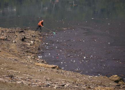 Bosnia empieza a despejar escombros tras devastadoras inundaciones