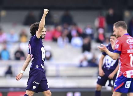 Pumas aplastan 3-0 a Atlético San Luis en la jornada 12 del Apertura