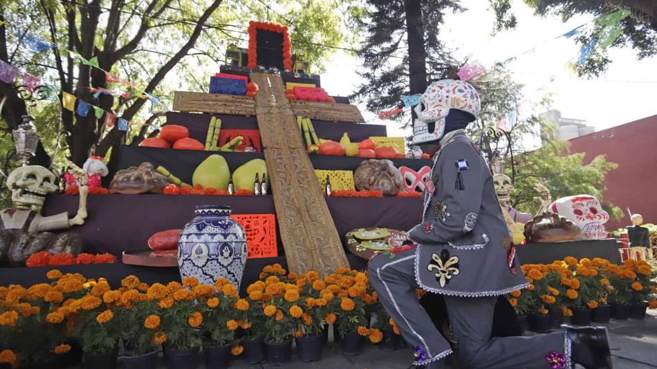 Altares monumentales en Puebla: tradición y nostalgia