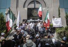 Trabajadores del Poder Judicial se manifiestan ante el Consejo de la Judicatura