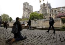 Propuesta de tarifa de entrada en Notre Dame para preservación