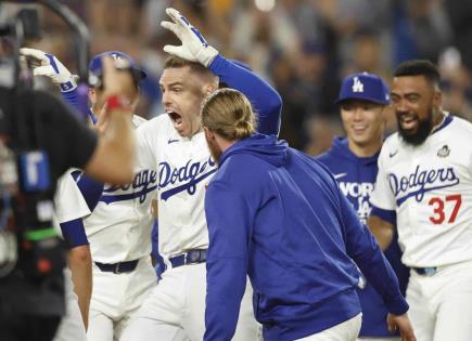 Dodgers pega primero en la Serie Mundial con gran slam de Freeman