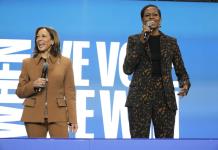 Michelle Obama apoya a Kamala Harris en la campaña electoral