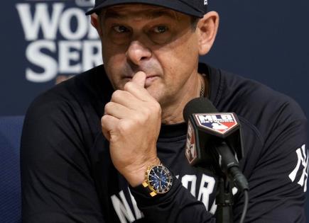 Los relojes de Aaron Boone y Dave Roberts en la Serie Mundial