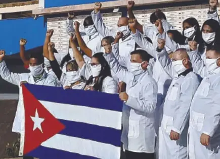 Médicos cubanos llegan a México para apoyar en zonas remotas