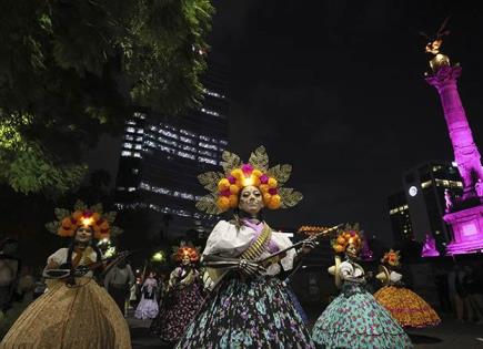 La CDMX vive fiesta de las Catrinas