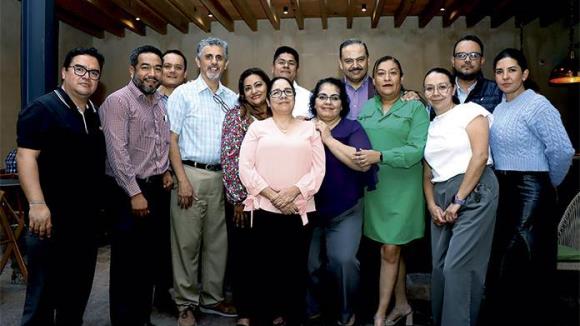 MÉDICOS CELEBRAN SU DÍA