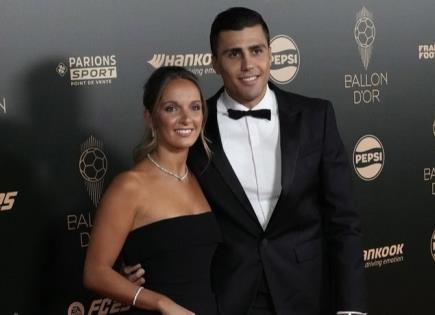 Rodri Hernández se lleva el Balón de Oro