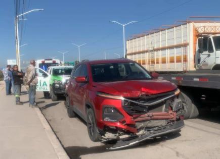 Choques por alcance en Circuito Potosí dejan cuantiosos daños