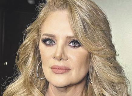 ÉRIKA BUENFIL REGRESA A LA MÚSICA