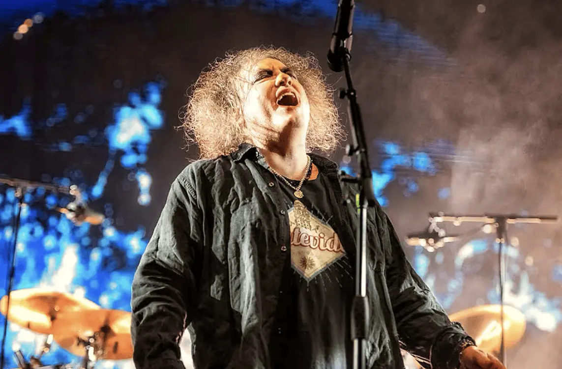 Robert Smith critica show de medio tiempo en final Mundial 2026