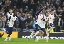 Tottenham aplasta a Aston Villa en la Liga Premier