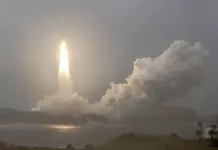 Japón Lanza con Éxito Satélite de Defensa con Nuevo Cohete H3 Japón Lanza con Éxito Satélite de Defensa con Nuevo Cohete H3