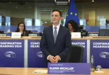 Legisladores de la UE entrevistan a candidatos a comisarios